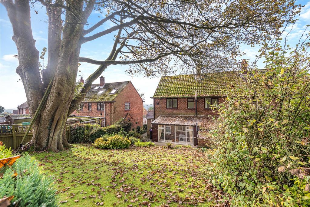 7 Sycamore Grove, Knowbury, Ludlow, Shropshire 3 bed semidetached