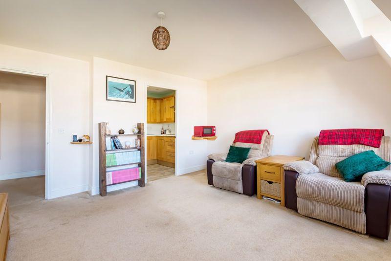 Royal York CrescentClifton 1 bed apartment for sale £165,000
