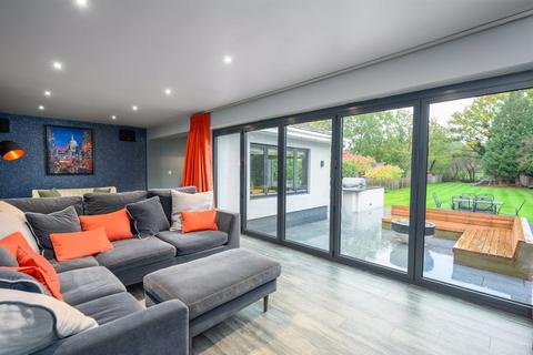Poplars Forest Lane, East Horsley, Leatherhead, KT24 5HU