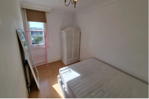 2 bedroom flat to rent, Cambridge Gardens, London W10