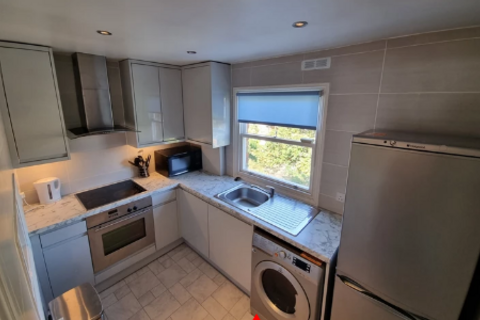 2 bedroom flat to rent, Cambridge Gardens, London W10