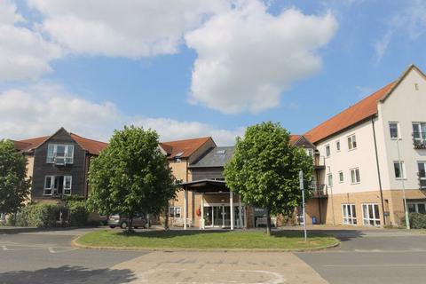 2 bedroom retirement property for sale, Oxlip House, Airfield Road, Bury St. Edmunds