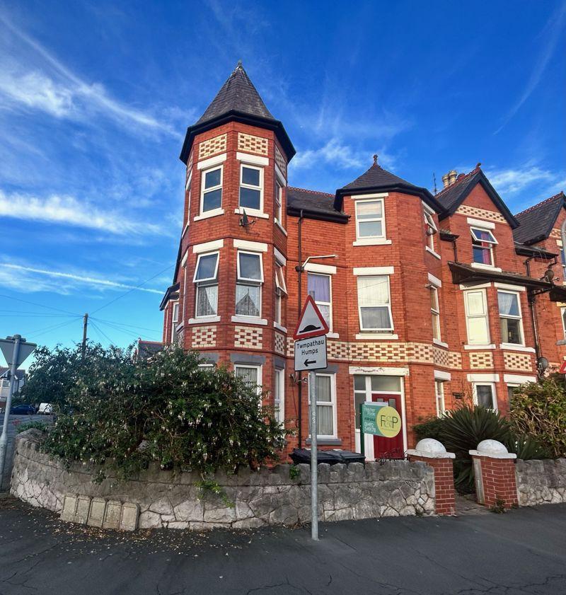 Greenfield Road, Colwyn Bay 3 bed apartment for sale £109,950