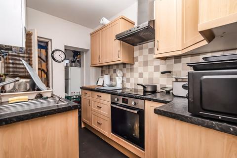 2 bedroom apartment for sale - Walmer Road, Fratton
