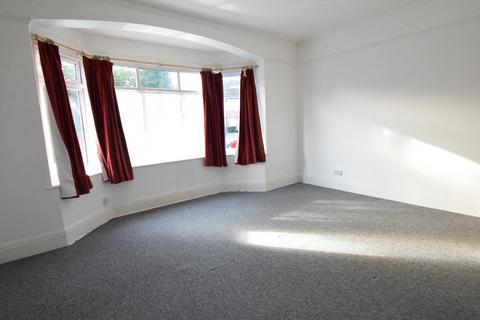 Studio to rent, Milton Road, Bournemouth