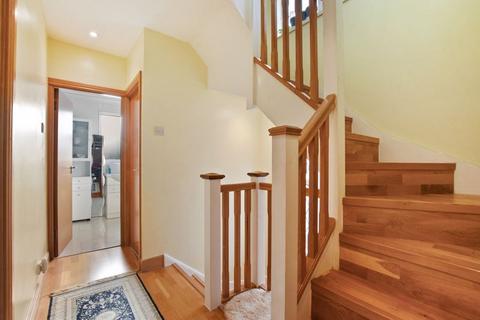 5 bedroom semi-detached house for sale, Vicarage Way, Harrow