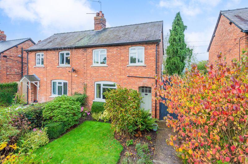 Whitchurch Road, Whitchurch 2 bed semidetached house for sale £252,000