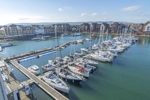 2 bedroom apartment for sale, Midway Quay, Eastbourne, BN23