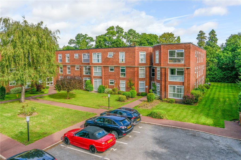 Ellesmere Road, Weybridge, Surrey, KT13 2 bed apartment for sale £339,950