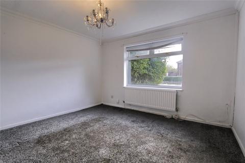 3 bedroom semi-detached house to rent, Deepdale Avenue, Middlesbrough