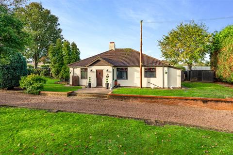 3 bedroom equestrian property for sale, Knottingley Road, Pontefract, West Yorkshire