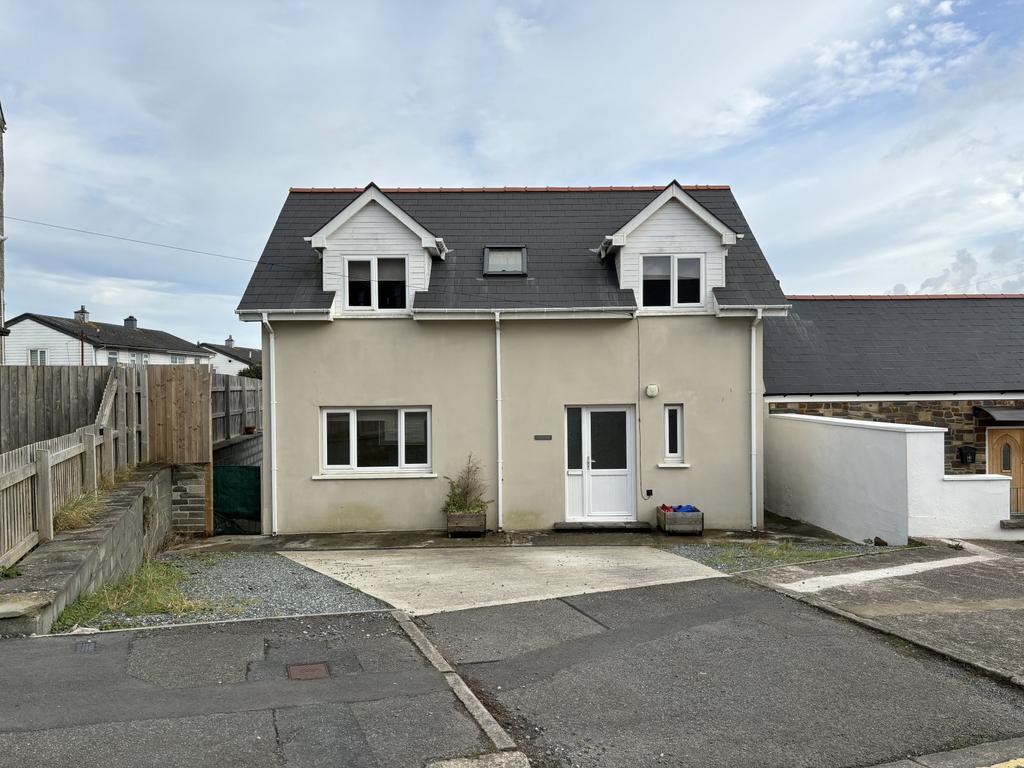 Murray Road, Milford Haven, Pembrokeshire, SA73 3 bed detached house