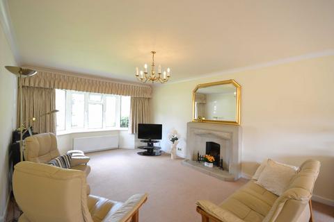 4 bedroom detached house to rent, Claremont Road, Hadley Wood, Hertfordshire, EN4