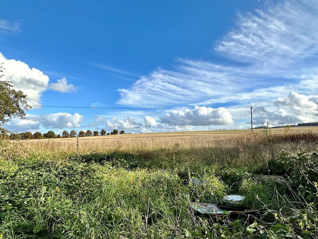 Manor Fields, Regis, Wantage, OX12 3 bed semidetached house