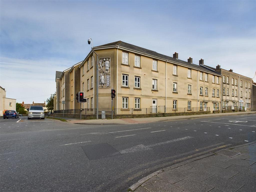 Pendennis Park, Bristol BS16 2 bed flat for sale £200,000