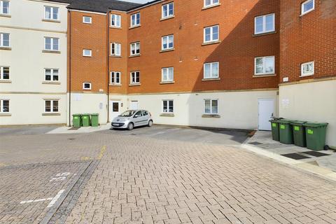 106 Arnold Road, Mangotsfield, Bristol, BS16 9LB
