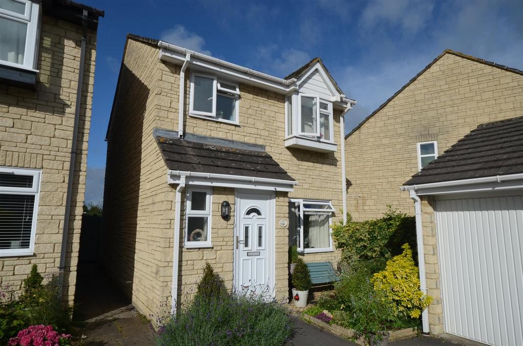 Tower Close, Trowbridge BA14 3 bed detached house £279,950