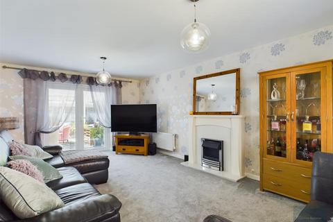 11 Heron Walk, Trowbridge, BA14 7GA