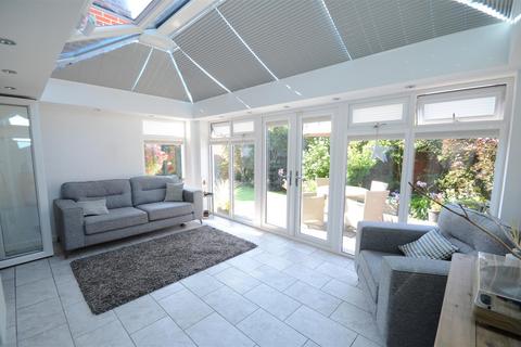 11 Heron Walk, Trowbridge, BA14 7GA
