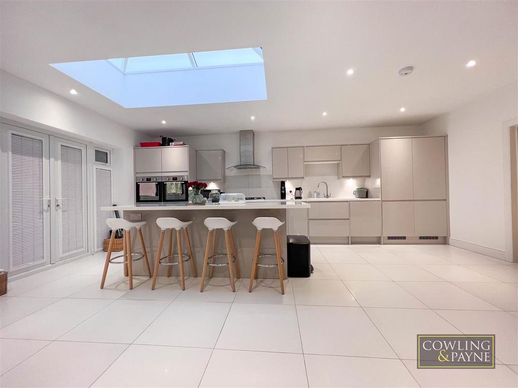 C9 b9062 d a7 ca 4 b05 b145 b456 a1696 e70.jpg