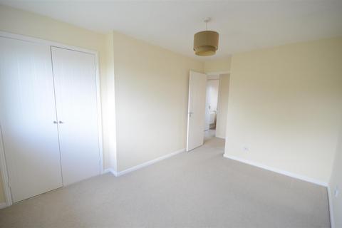 20 Chaffinch Drive, Trowbridge, BA14 9TR