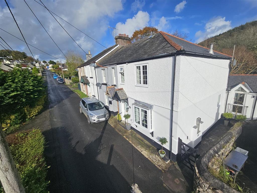 Bealswood Terrace, Gunnislake 3 bed end of terrace house for sale £