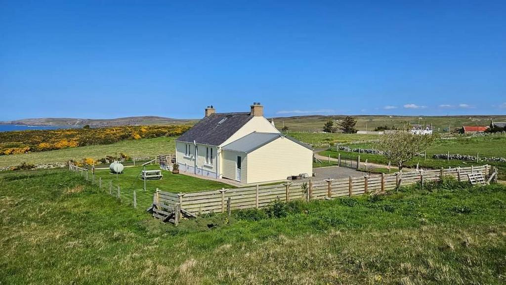 Salmon bothy