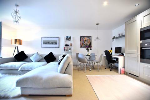 2 bedroom apartment for sale - Midlothian Court, Worsdell Drive, Ochre Yards, Gateshead, NE8
