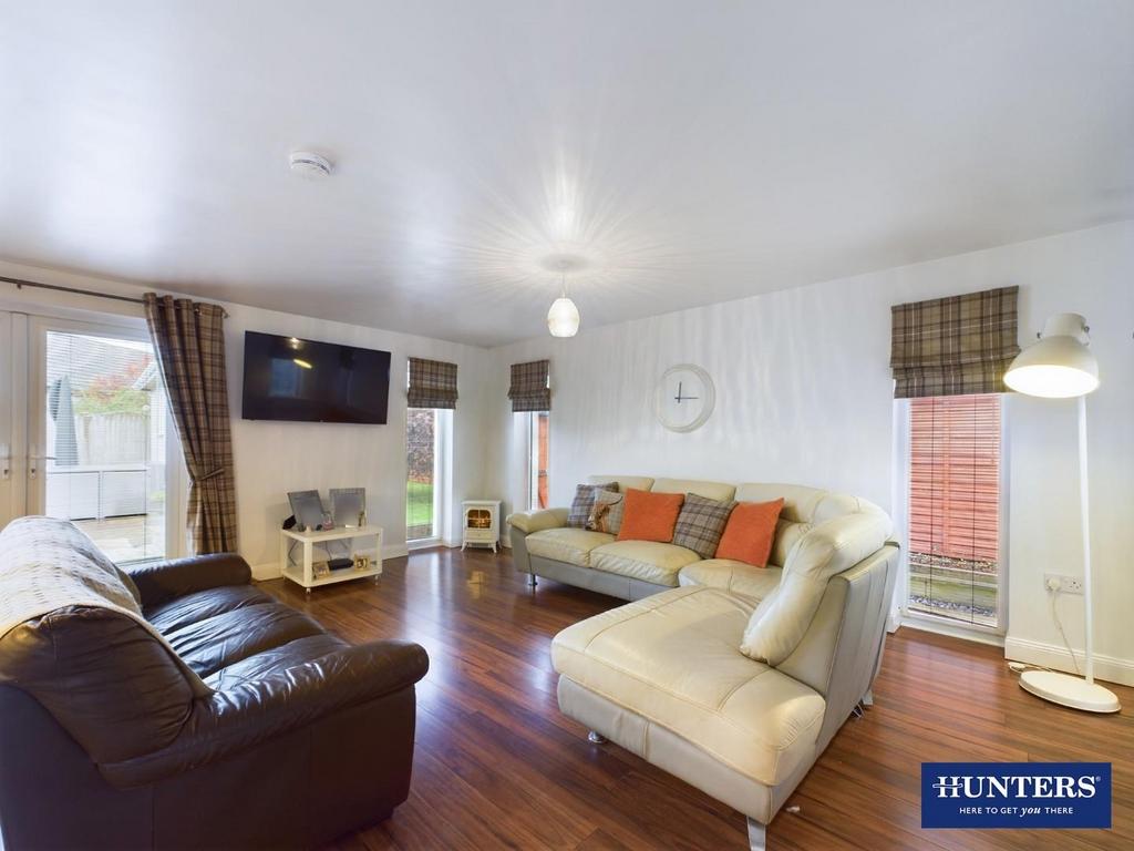 Kitchen Family Room