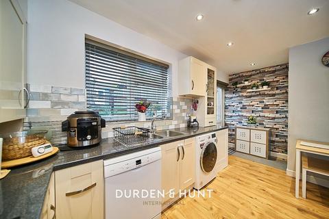 45 Mannock Drive, Loughton, IG10 2JD