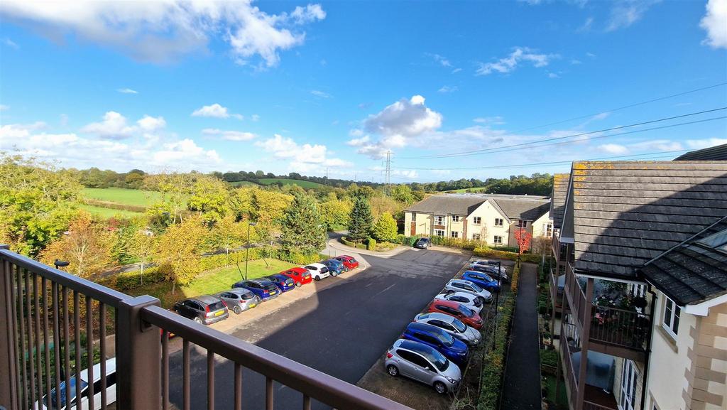 The Fairways Retirement Village, Malmesbury Road 2 bed retirement