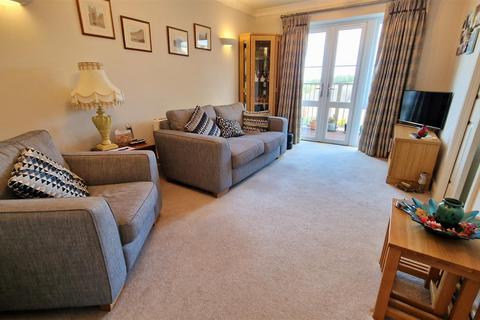 2 bedroom retirement property for sale, The Fairways Retirement Village, Malmesbury Road