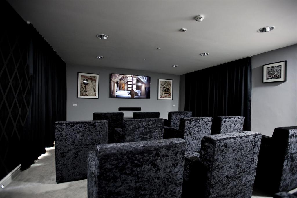 16 fairways Cinema.jpg