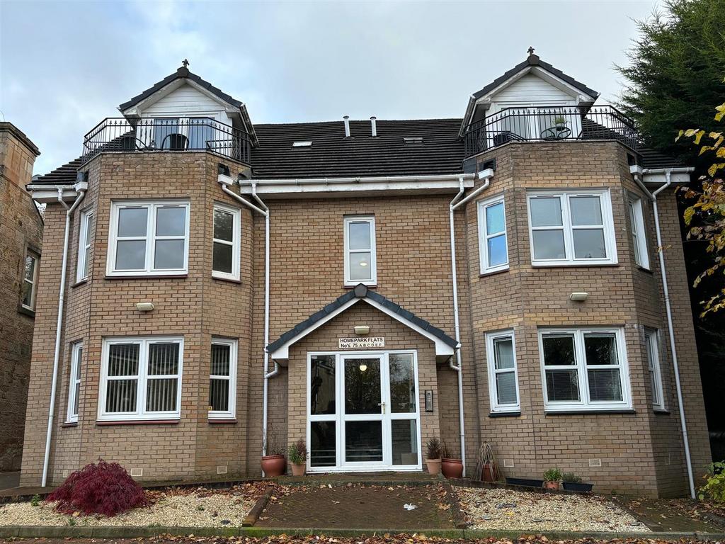 Belhaven Terrace, Wishaw 2 bed flat £695 pcm (£160 pw)