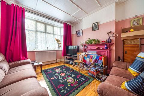 212 Brownhill Road, London, SE6 1AT