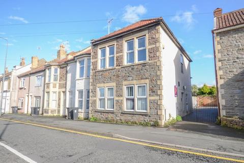 3 bedroom end of terrace house for sale, Soundwell Road, Staple Hill, Bristol, BS16 4QR