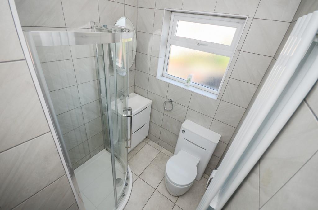 Shower room.jpg