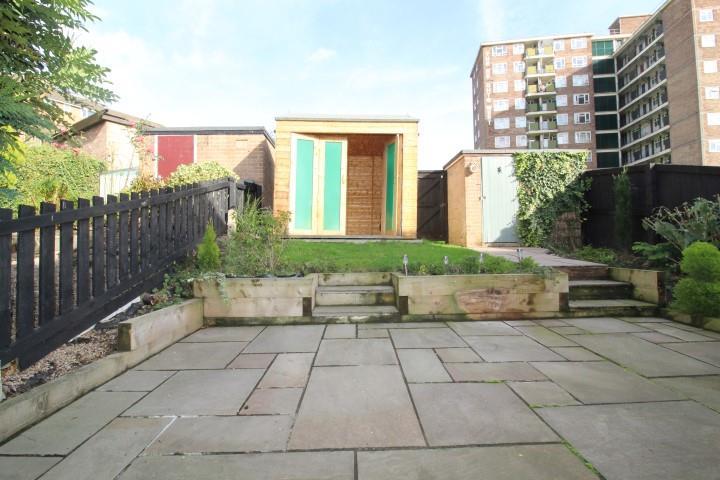 Rear external