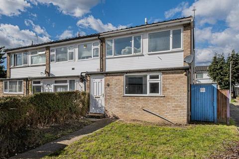 21 Waylands, Hayes, UB3 2QU