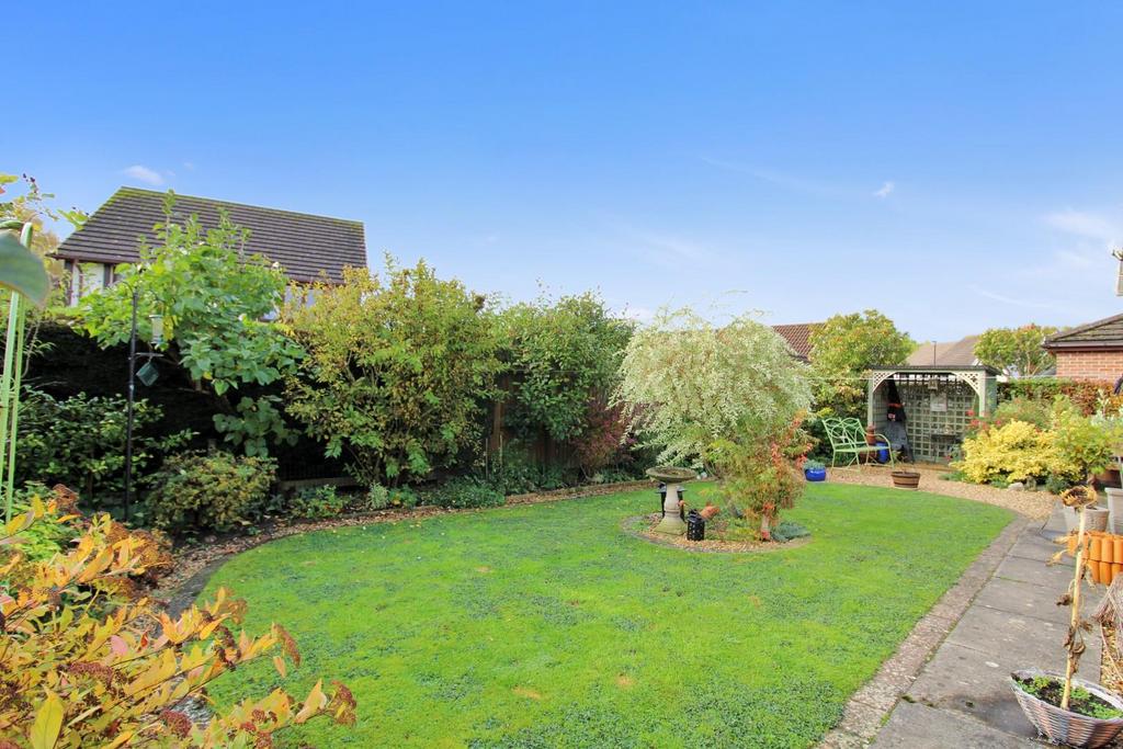 Kirkby Drive, Ripon 4 bed detached house for sale £425,000