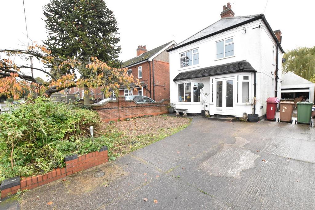 Flixborough Road, BurtonUponStather 3 bed detached house for sale £