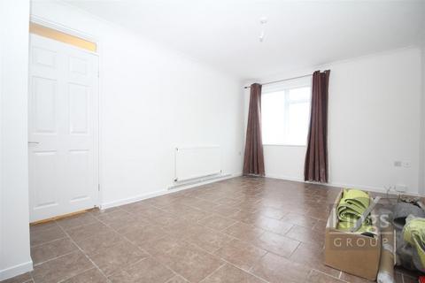 176 Milwards, Harlow, CM19 4SJ