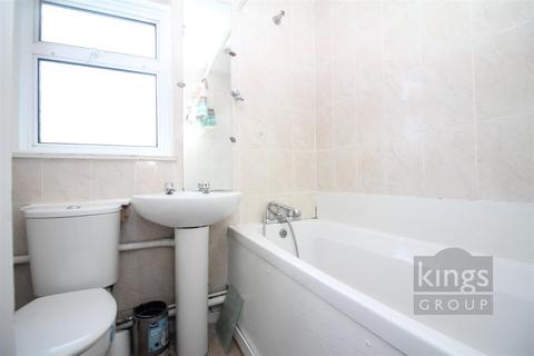 176 Milwards, Harlow, CM19 4SJ