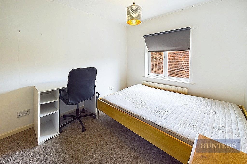 CAM01635 G0-PR0234-STILL009.jpg