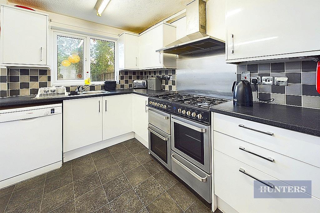 CAM01635 G0-PR0234-STILL002.jpg