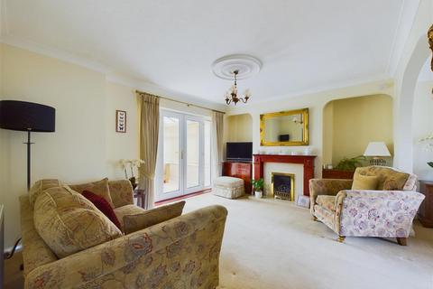 28 The Grove, Norton, Malton, YO17 9BN