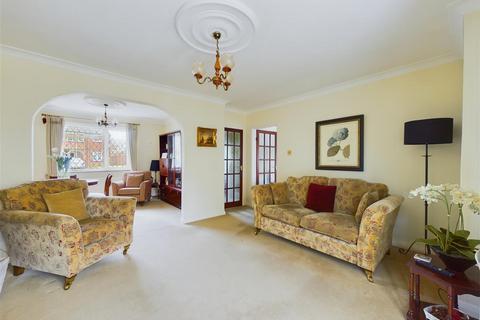 28 The Grove, Norton, Malton, YO17 9BN