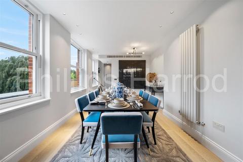 4 bedroom flat for sale - Fitzjohns Avenue, Hampstead NW3