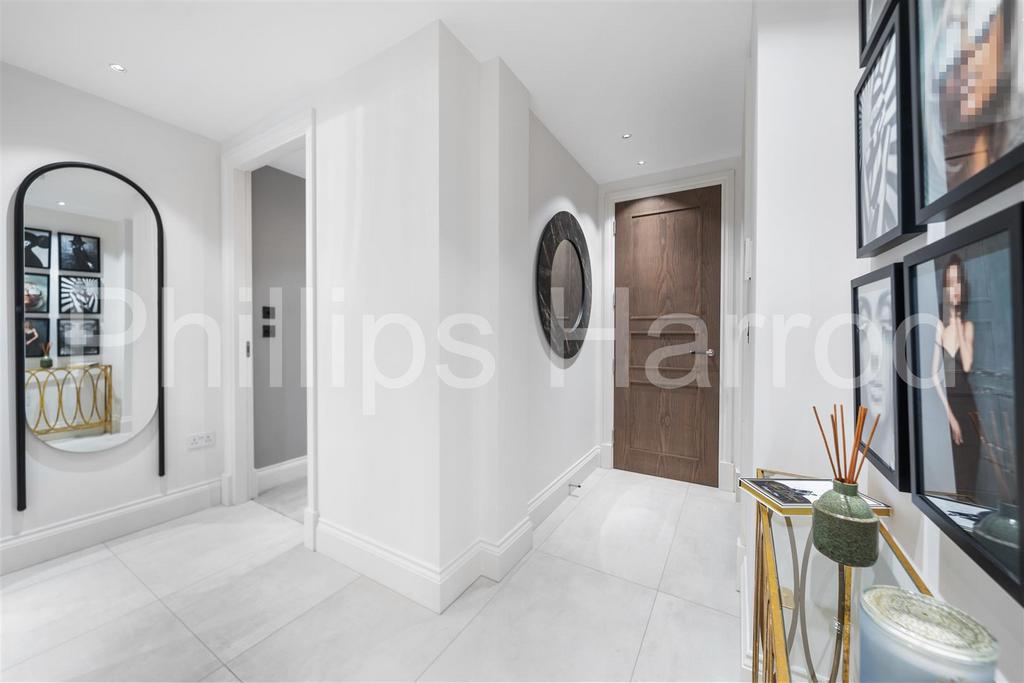 Flat 2, 49 Fitzjohns Avenue NW3 6 PH-8.jpg