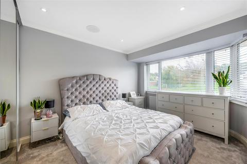 64 Brompton Farm Road, Strood, Rochester, ME2 3QY